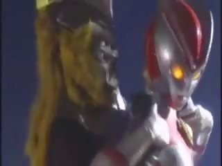 Ultraman: ελεύθερα ιαπωνικό & ultraman x βαθμολογήθηκε ταινία ταινία ad